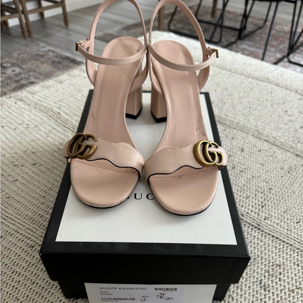 Gucci Leather Sligback Sandals